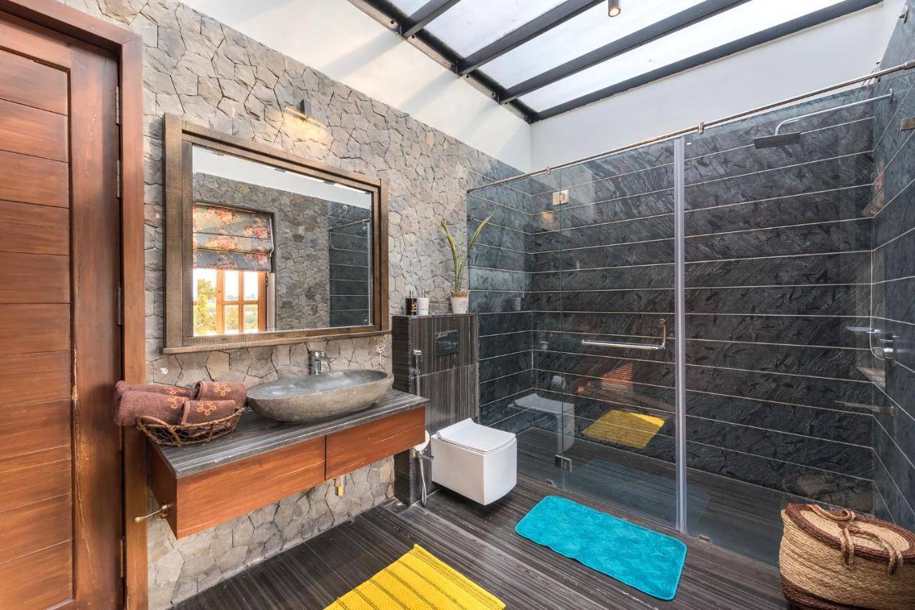 Saffronstays Happy Fields, Pune - Luxury Farmstay With Farm To Table Food Esterno foto